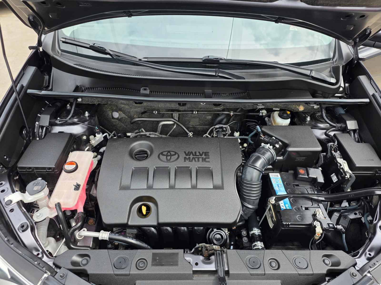 Toyota Rav4 2.0I-152к.с EURO 6b 4Х4-АВТОМАТИК-ШВЕЙЦАРИЯ, снимка 16 - Автомобили и джипове - 54625854
