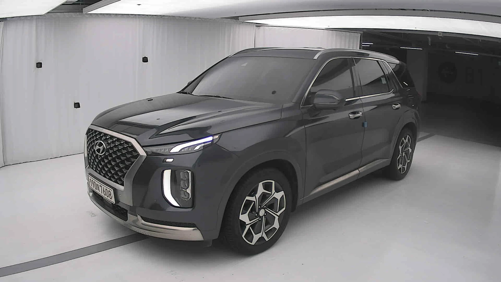 Hyundai Palisade 2.2 CRDI 4x4 - OЧАКВАН ВНОС, снимка 2 - Автомобили и джипове - 54628553