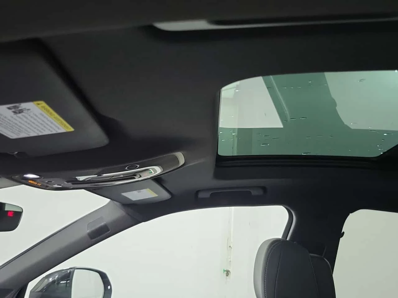 Audi Q5 SPORTBACK TECHNIK| PANO| 360CAM| AMBIENT| 2 КЛЮЧА|, снимка 13 - Автомобили и джипове - 54860327