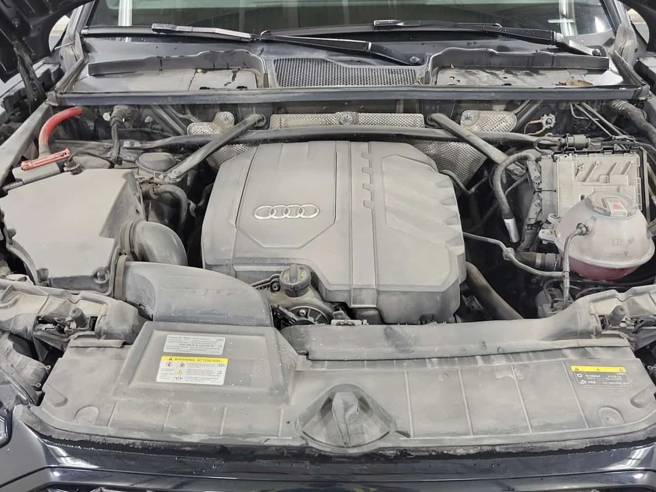 Audi Q5 SPORTBACK TECHNIK| PANO| 360CAM| AMBIENT| 2 КЛЮЧА|, снимка 16 - Автомобили и джипове - 54860327