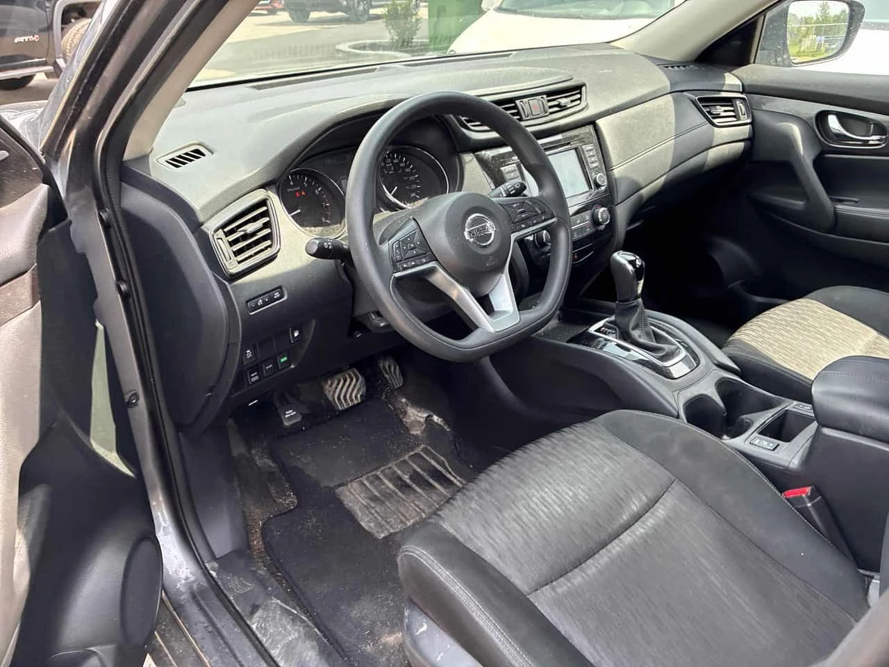 Nissan Rogue * AWD S * CARFAX * ��� ������������ ������ | Mobile.bg � ����������� 5