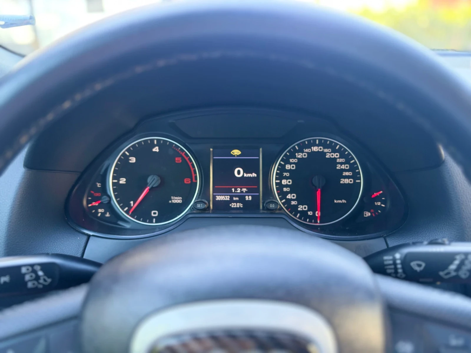 Audi Q5, снимка 8 - Автомобили и джипове - 56478856