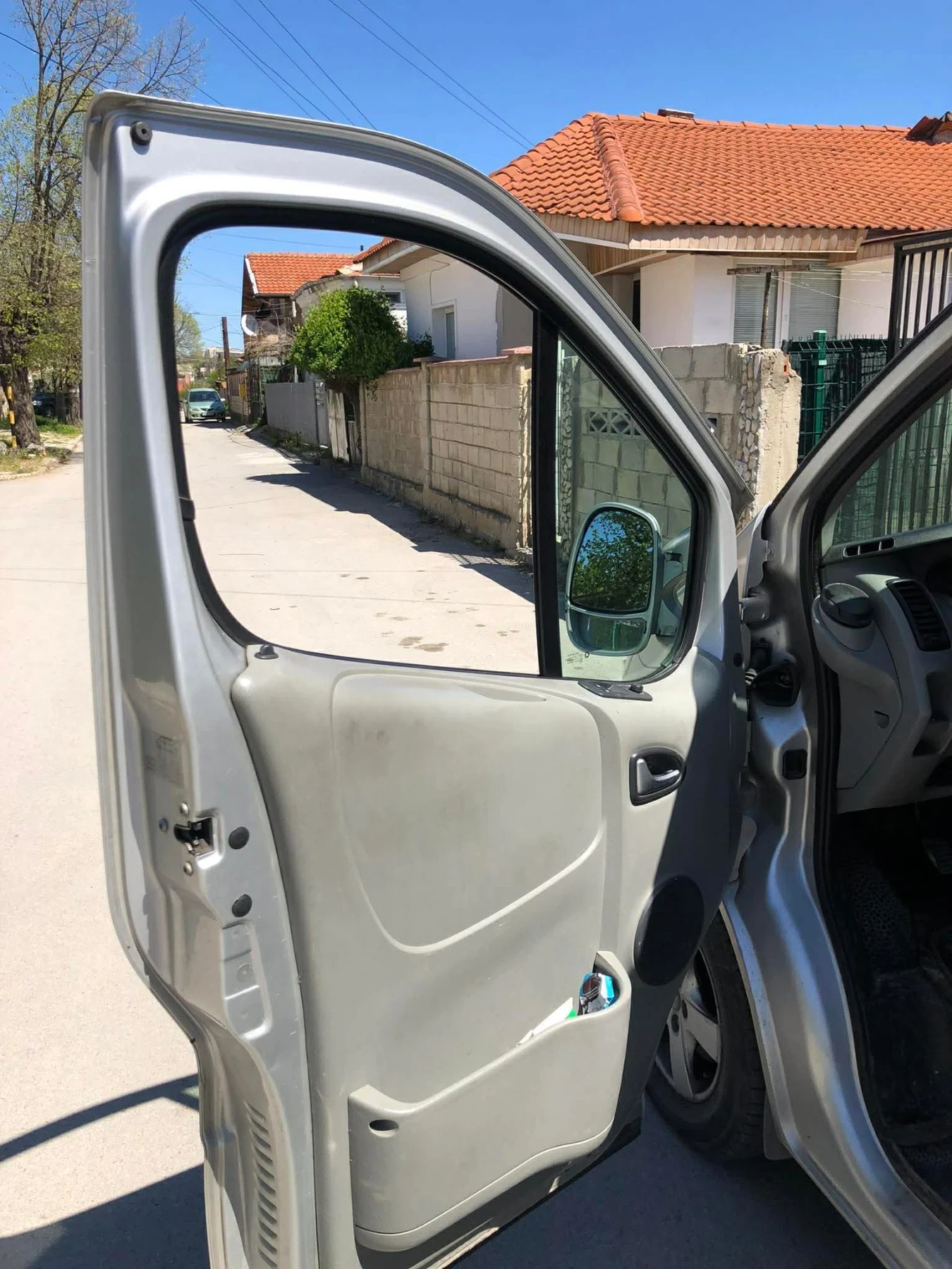 Opel Vivaro, снимка 5 - Бусове и автобуси - 54318423