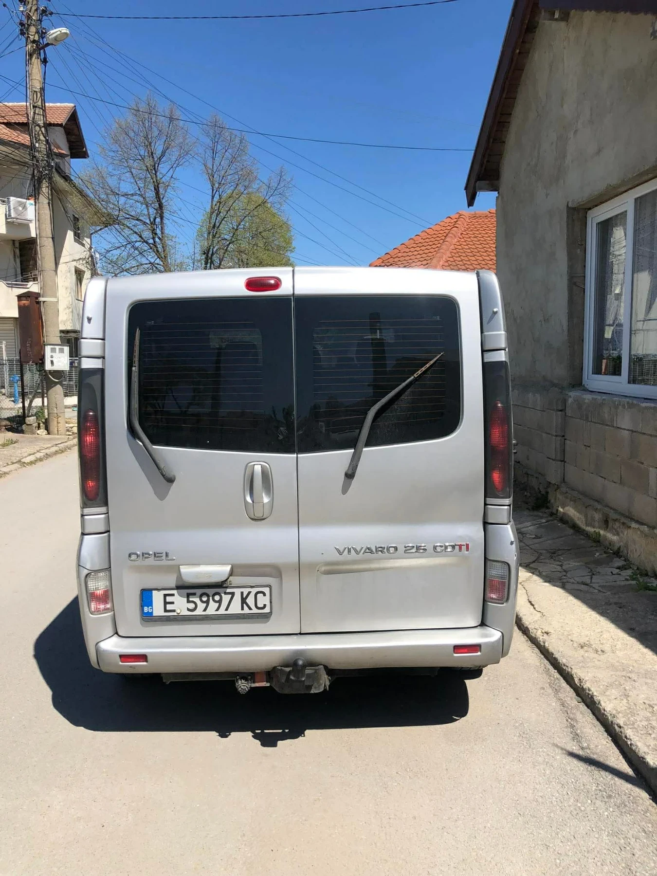 Opel Vivaro, снимка 4 - Бусове и автобуси - 54318423