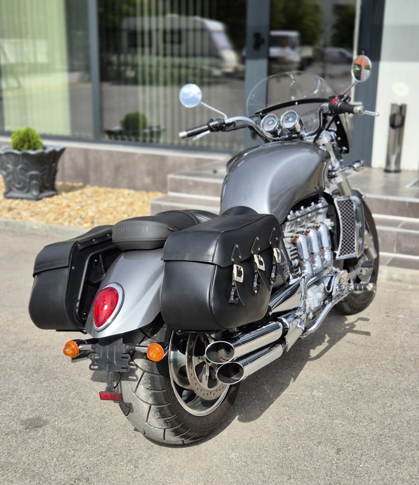 Triumph Rocket 3 - изображение 10