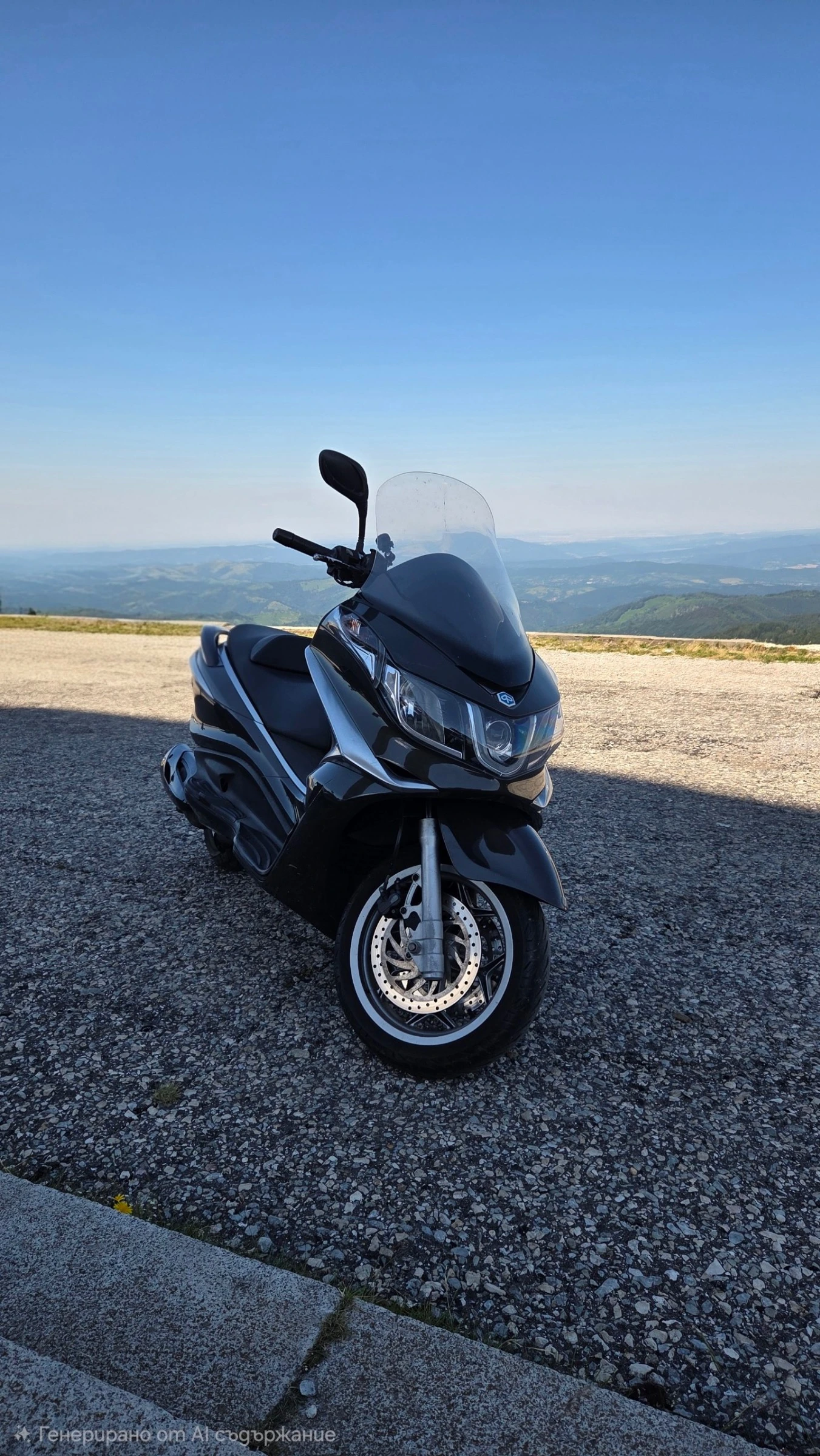 Piaggio X10