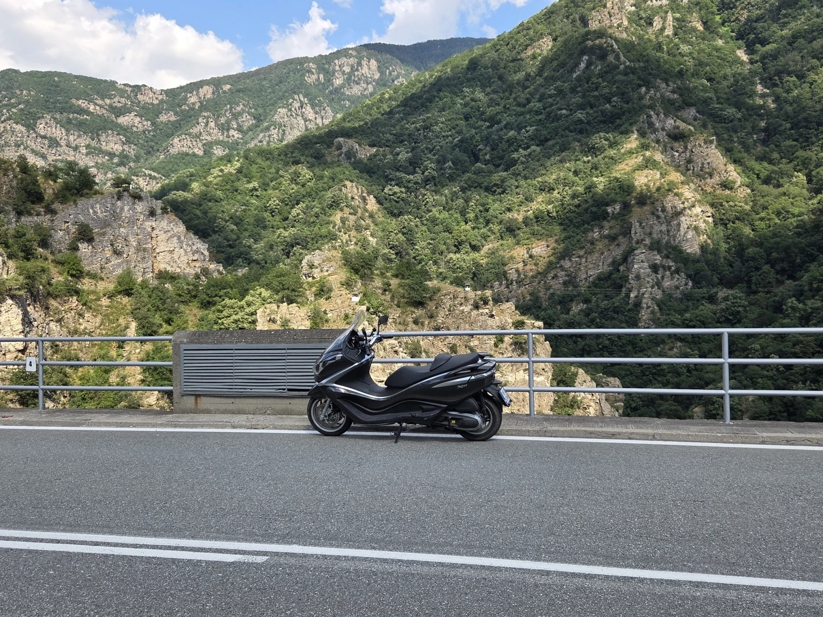 Piaggio X10, снимка 3 - Мотоциклети и мототехника - 55973007