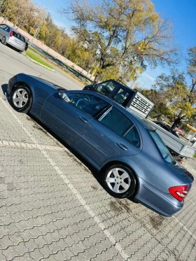 Mercedes-Benz E 220, снимка 4