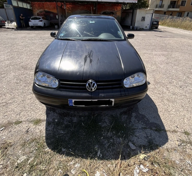 VW Golf 1.9 TDI, снимка 6 - Автомобили и джипове - 46771679