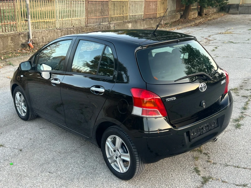 Toyota Yaris 1.33 FACELIFT 6-скорости, снимка 5 - Автомобили и джипове - 47286778