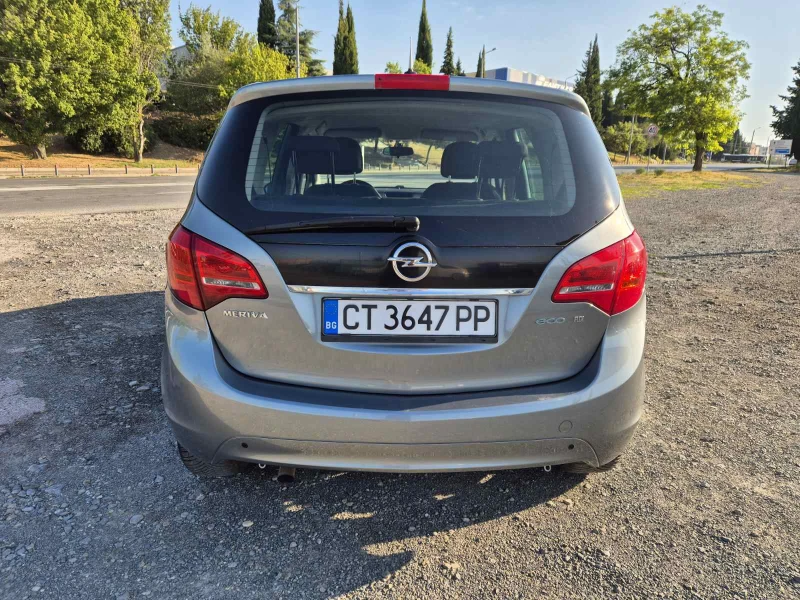 Opel Meriva 1.3CDTI, снимка 4 - Автомобили и джипове - 47546109