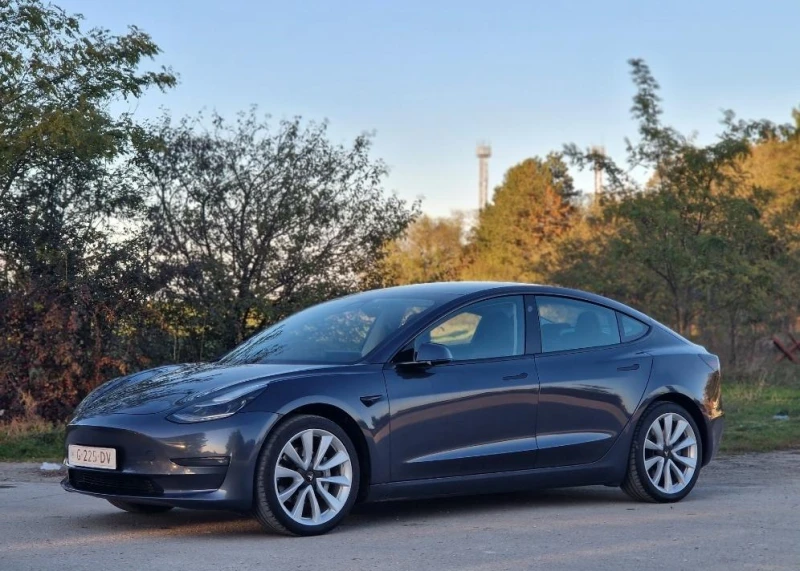 Tesla Model 3  4х4 Европейска Long Range, снимка 1 - Автомобили и джипове - 47731697