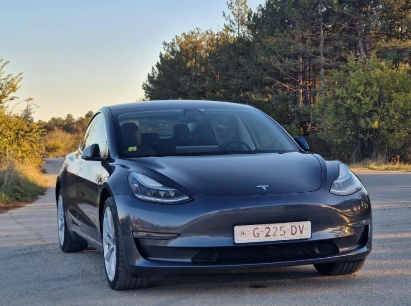 Tesla Model 3  4х4 Европейска Long Range, снимка 10 - Автомобили и джипове - 47731697