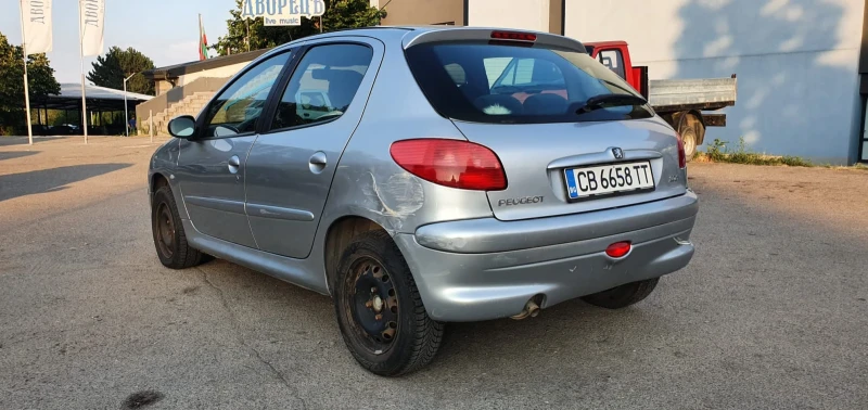 Peugeot 206, снимка 4 - Автомобили и джипове - 48523073