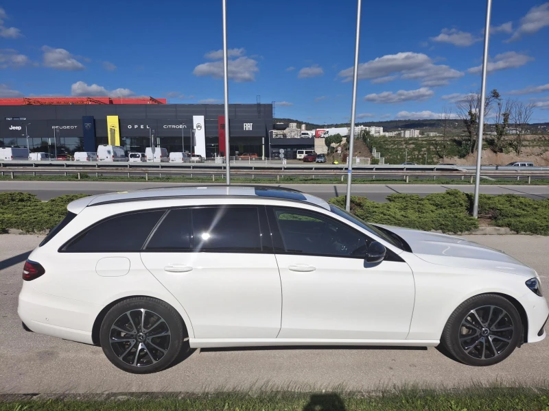 Mercedes-Benz E 200 T 4MATIC, снимка 4 - Автомобили и джипове - 48896539