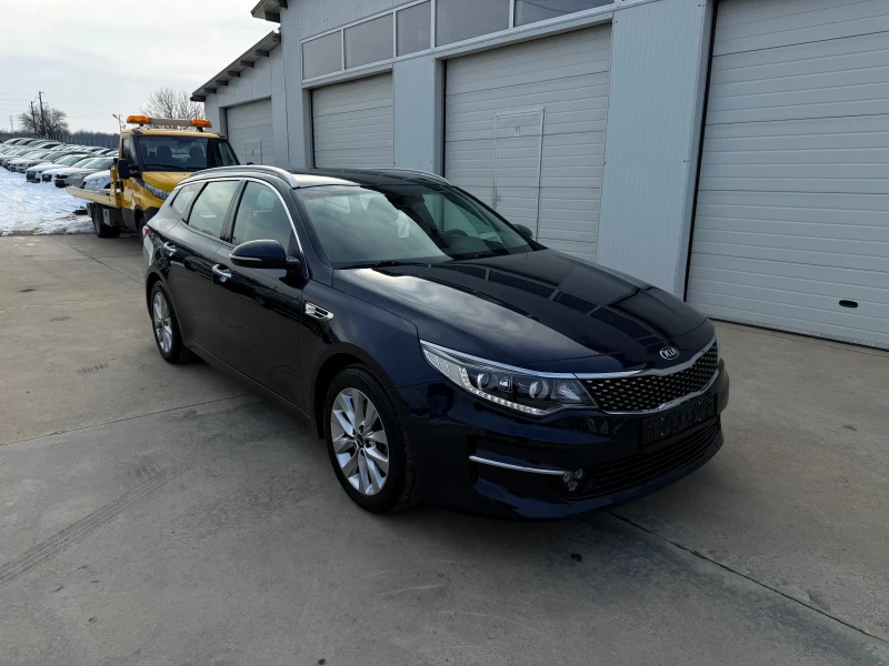 Kia Optima 1.7crdi 141k.c* Navi* NOVA* UNIKAT* , снимка 10 - Автомобили и джипове - 49262216