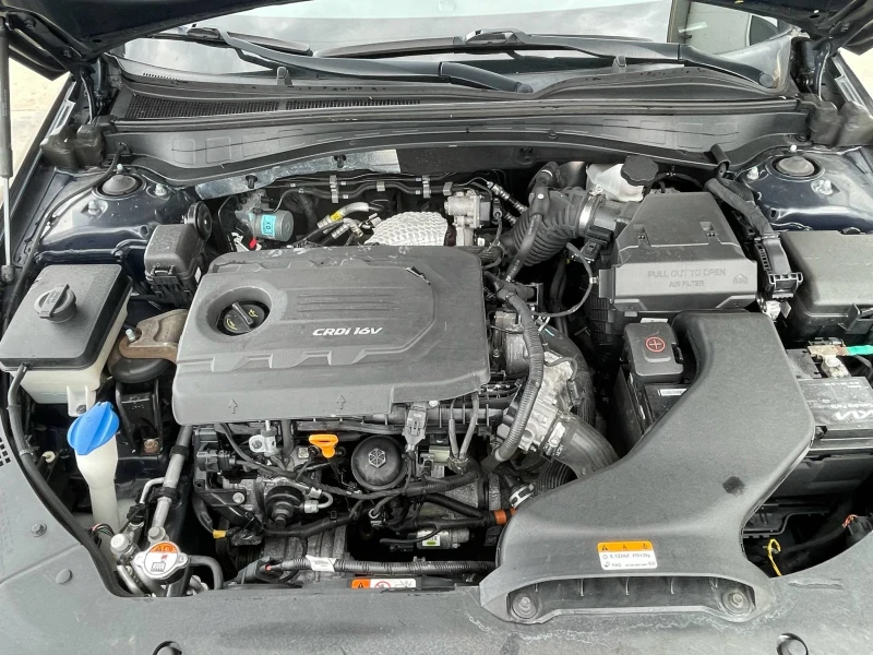 Kia Optima 1.7crdi 141k.c* Navi* NOVA* UNIKAT* , снимка 17 - Автомобили и джипове - 49262216