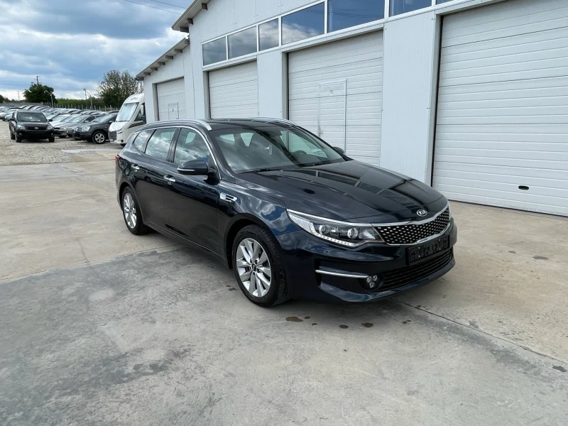 Kia Optima 1.7crdi 141k.c* Navi* NOVA* UNIKAT* , снимка 12 - Автомобили и джипове - 49262216