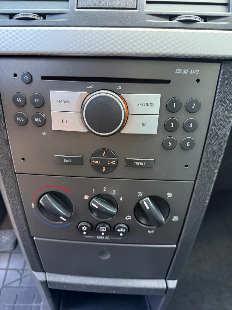 Opel Meriva Face-Lift 1.3 ecoflex топ състояние, снимка 8 - Автомобили и джипове - 51668429