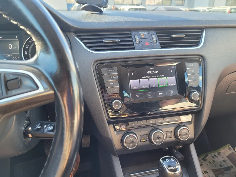 Skoda Octavia Scout 4x4, снимка 9 - Автомобили и джипове - 51832007