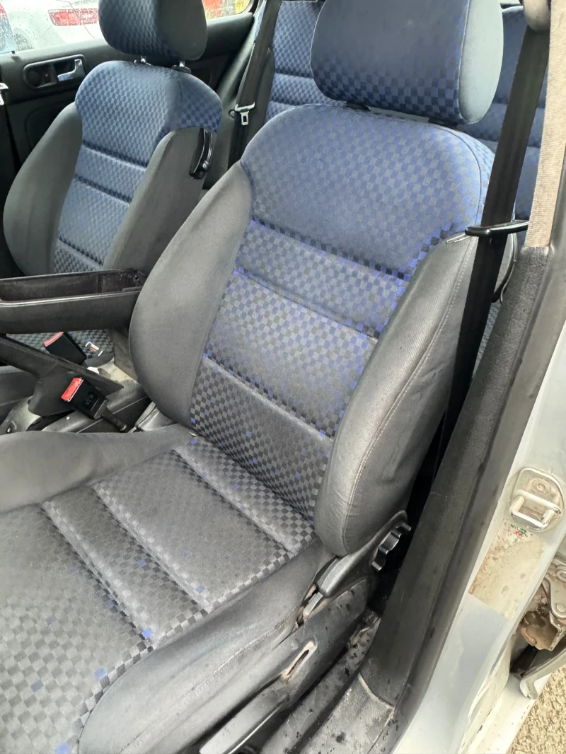 VW Golf 1, 9 TDI , снимка 9 - Автомобили и джипове - 51978075