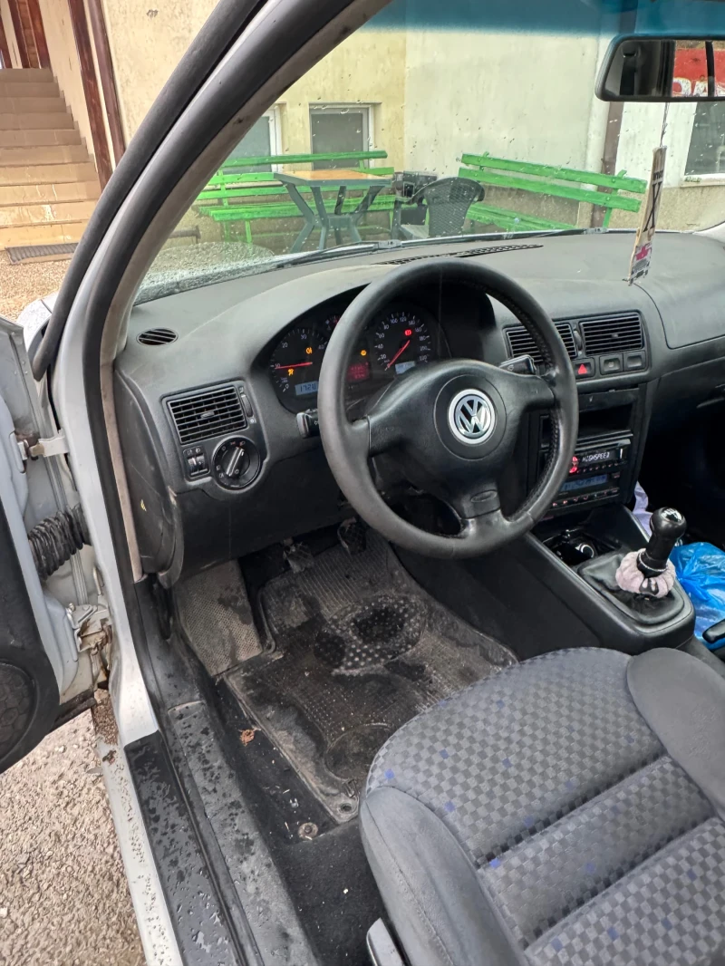 VW Golf 1, 9 TDI , снимка 8 - Автомобили и джипове - 51978075