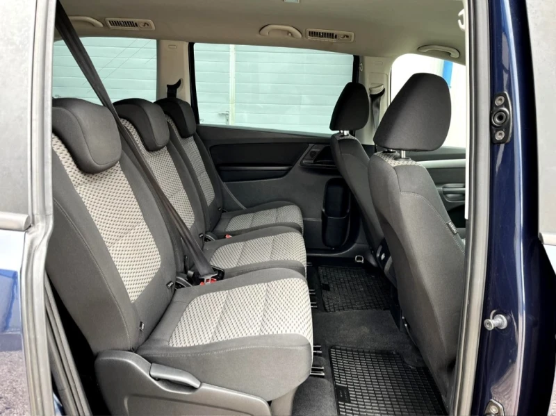 VW Sharan 2.0 TDI, снимка 12 - Автомобили и джипове - 52776237