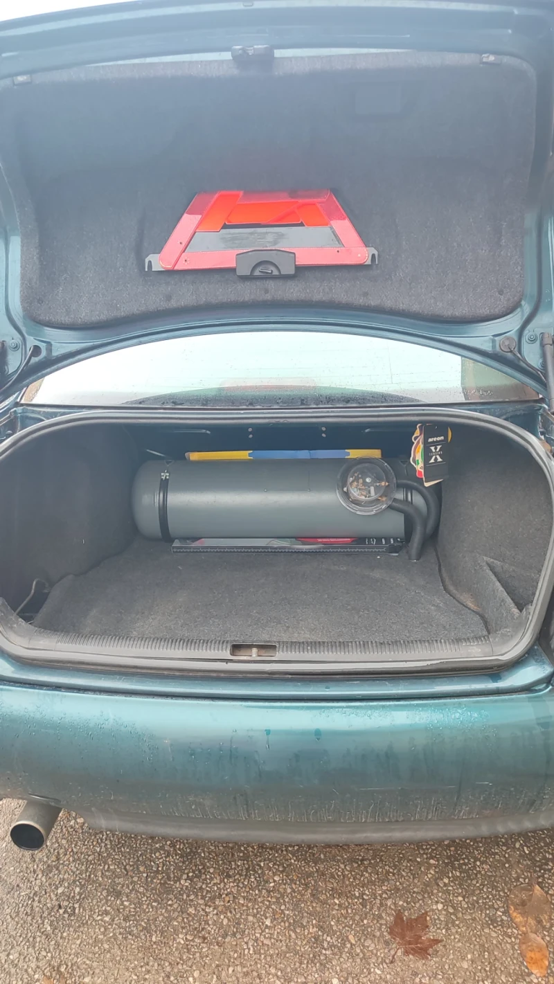 Audi A4, снимка 8 - Автомобили и джипове - 52904709