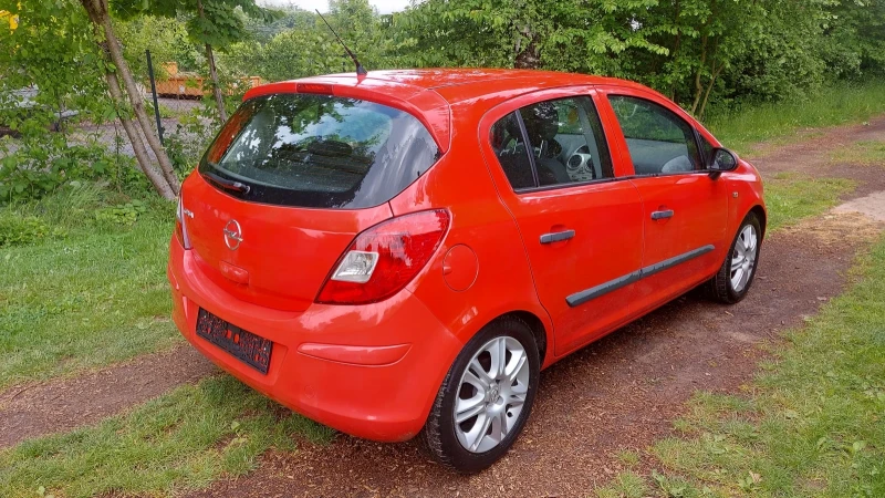 Opel Corsa, снимка 4 - Автомобили и джипове - 52930780