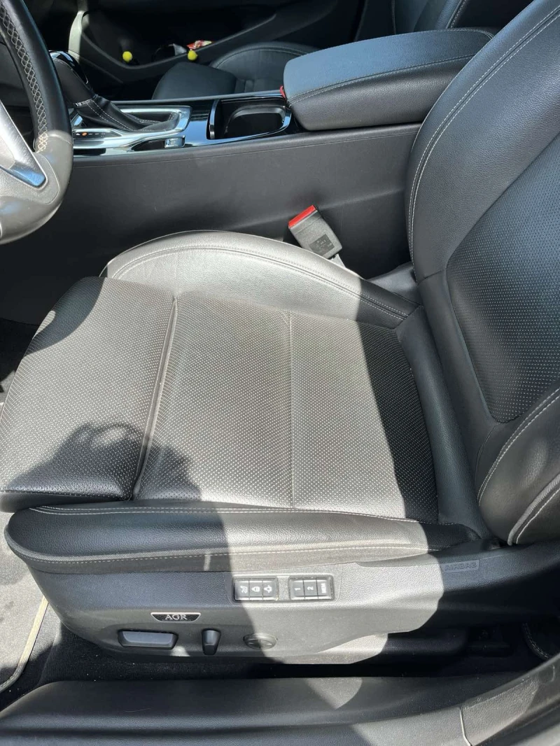 Opel Insignia Grand Sport, снимка 8 - Автомобили и джипове - 53164845