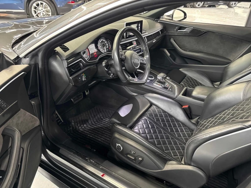 Audi Coupe Progressiv  CARFAX, снимка 5 - Автомобили и джипове - 53296390