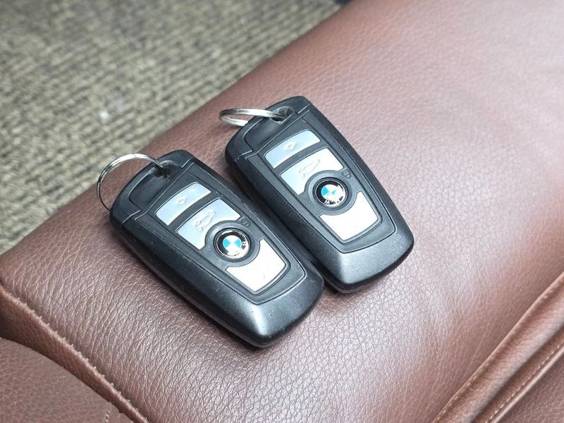 BMW 520 520d M Sport| 184к.с., снимка 16 - Автомобили и джипове - 56289421