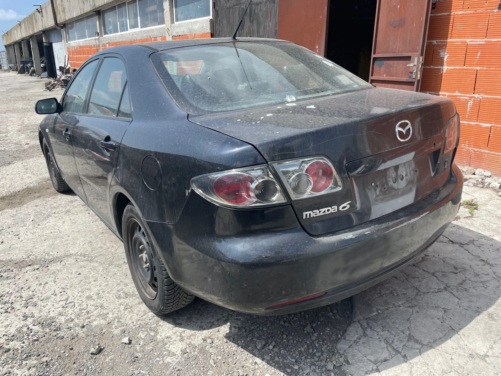 Mazda 6 2.0 - изображение 4