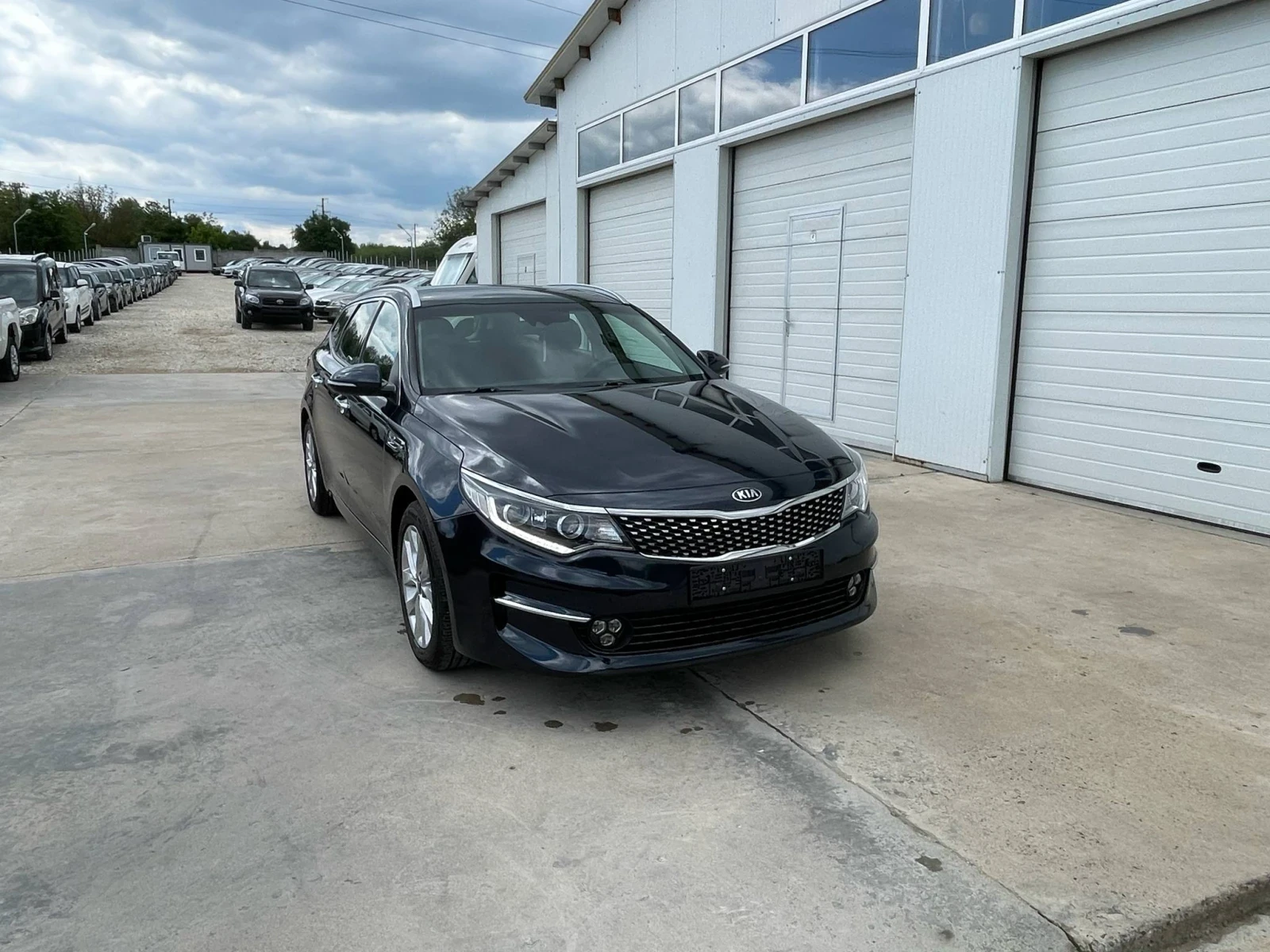 Kia Optima 1.7crdi 141k.c* Navi* NOVA* UNIKAT*  | Mobile.bg   11