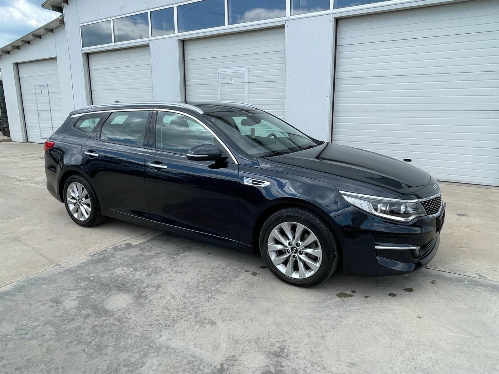 Kia Optima 1.7crdi 141k.c* Navi* NOVA* UNIKAT*  | Mobile.bg   13