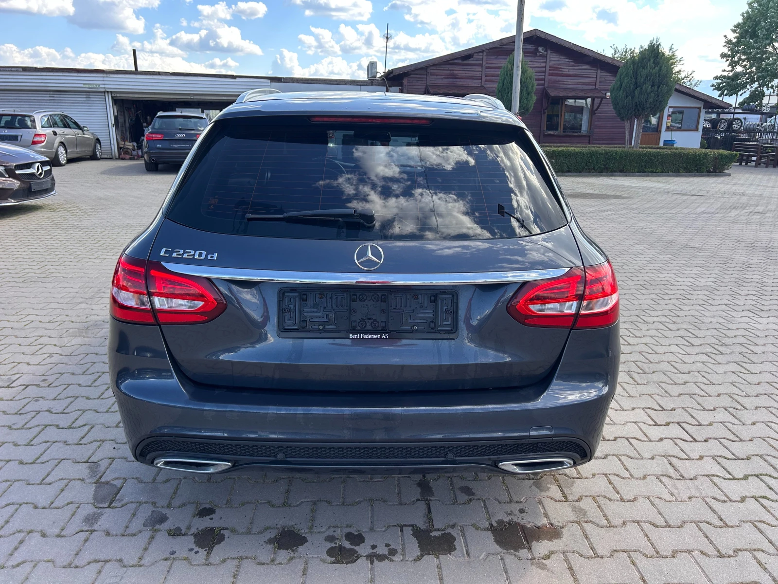 Mercedes-Benz C 220 CDI AMG AVTOMAT/KOJA/NAVI EURO 6 - изображение 7