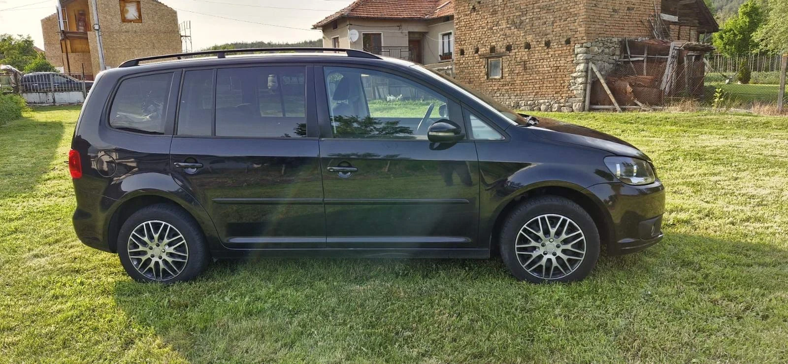 VW Touran 1, 4 TSI Фабричен метан - изображение 6