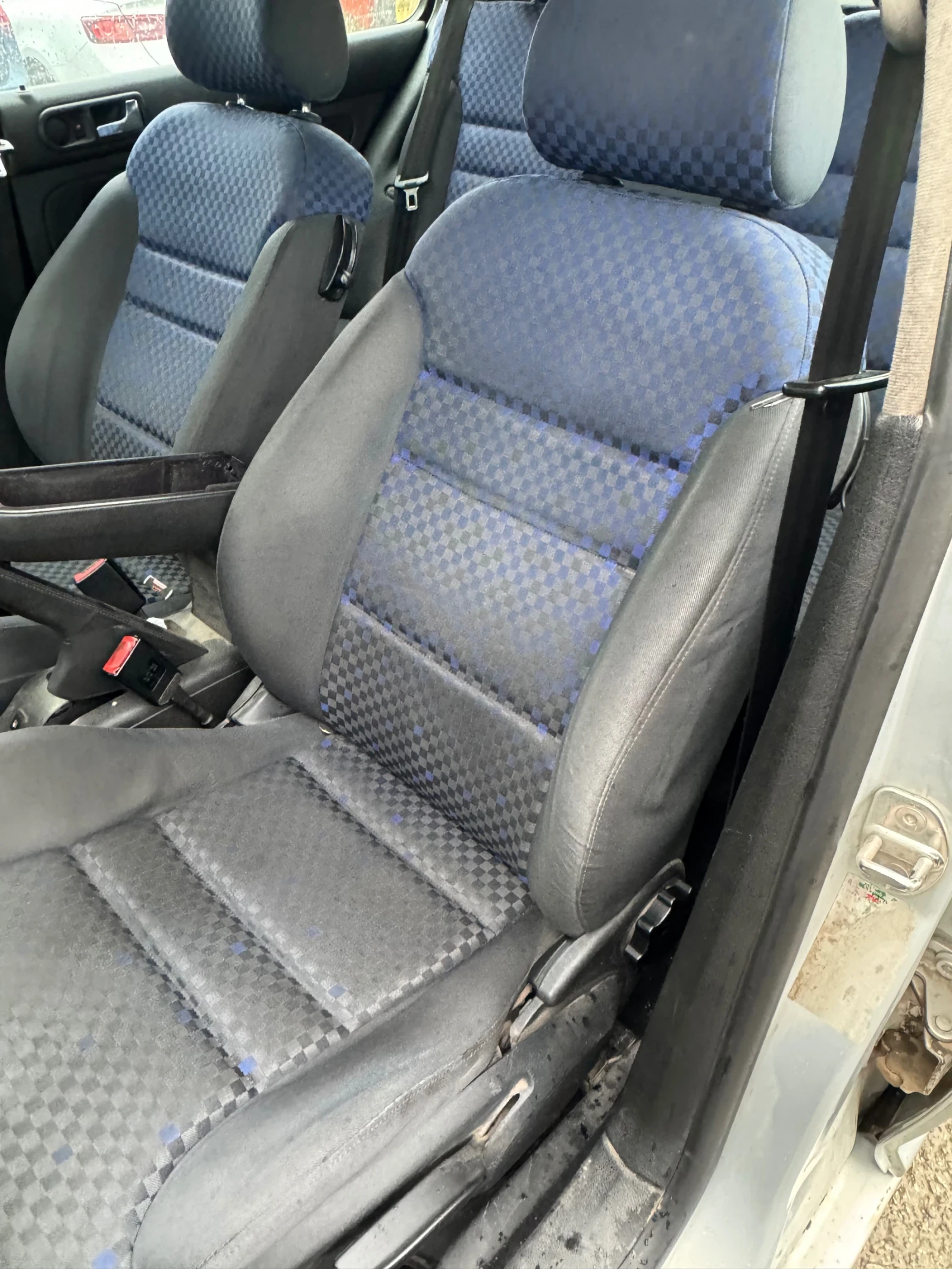 VW Golf 1, 9 TDI  - изображение 9