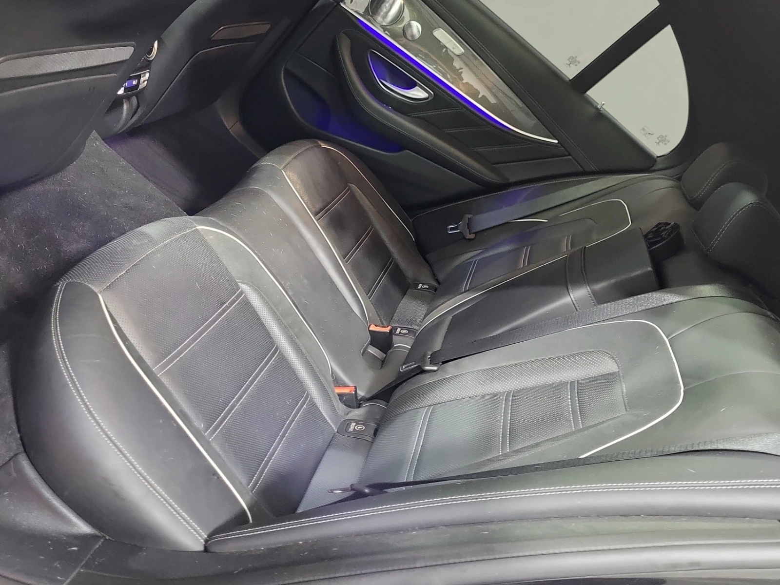 Mercedes-Benz E 63 AMG * S* CARFAX * ��� ������������ ������ | Mobile.bg � ����������� 12