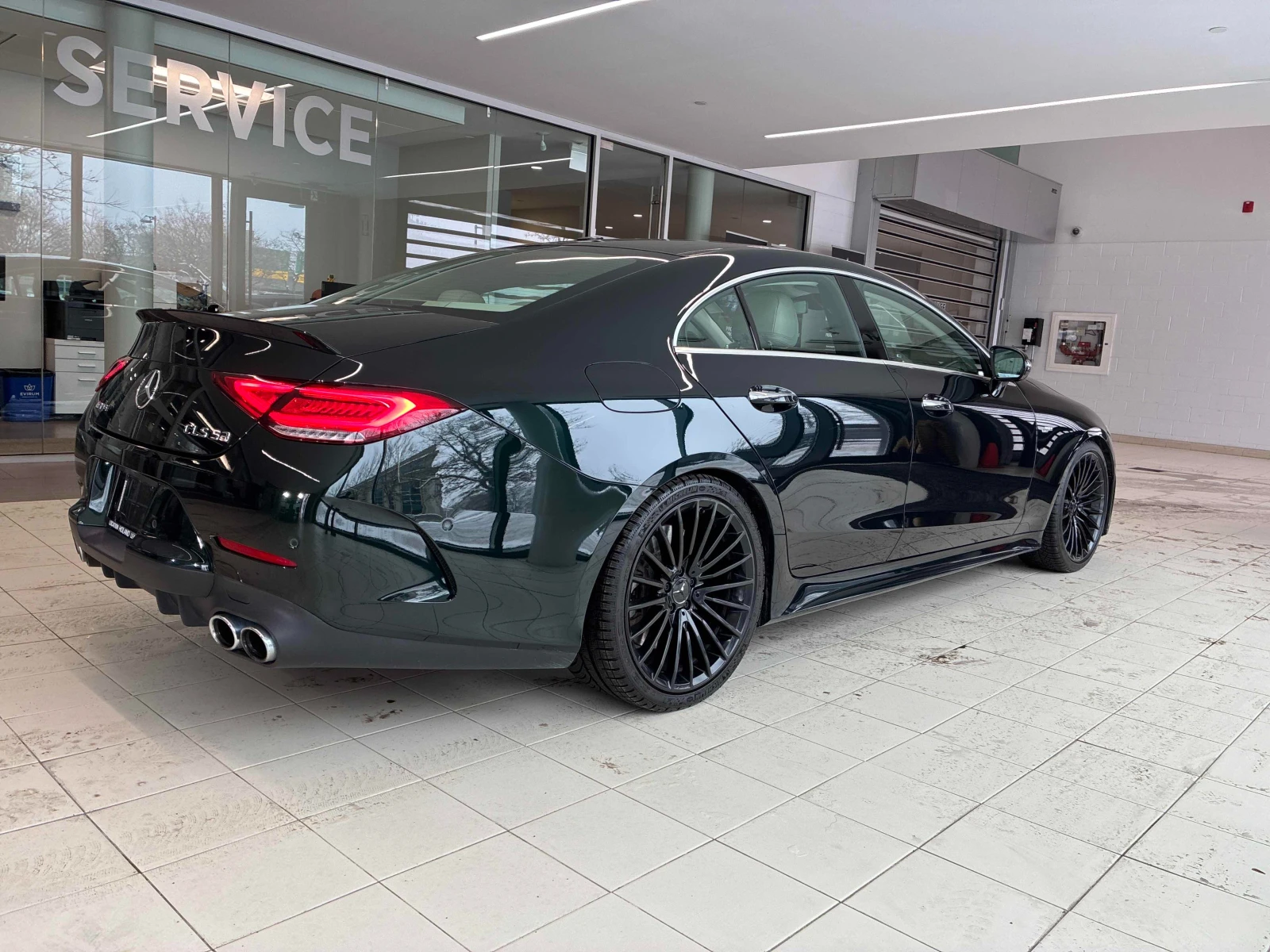 Mercedes-Benz CLS 53 AMG * CARFAX * БЕЗ ПЪРВОНАЧАЛНА ВНОСКА - изображение 4