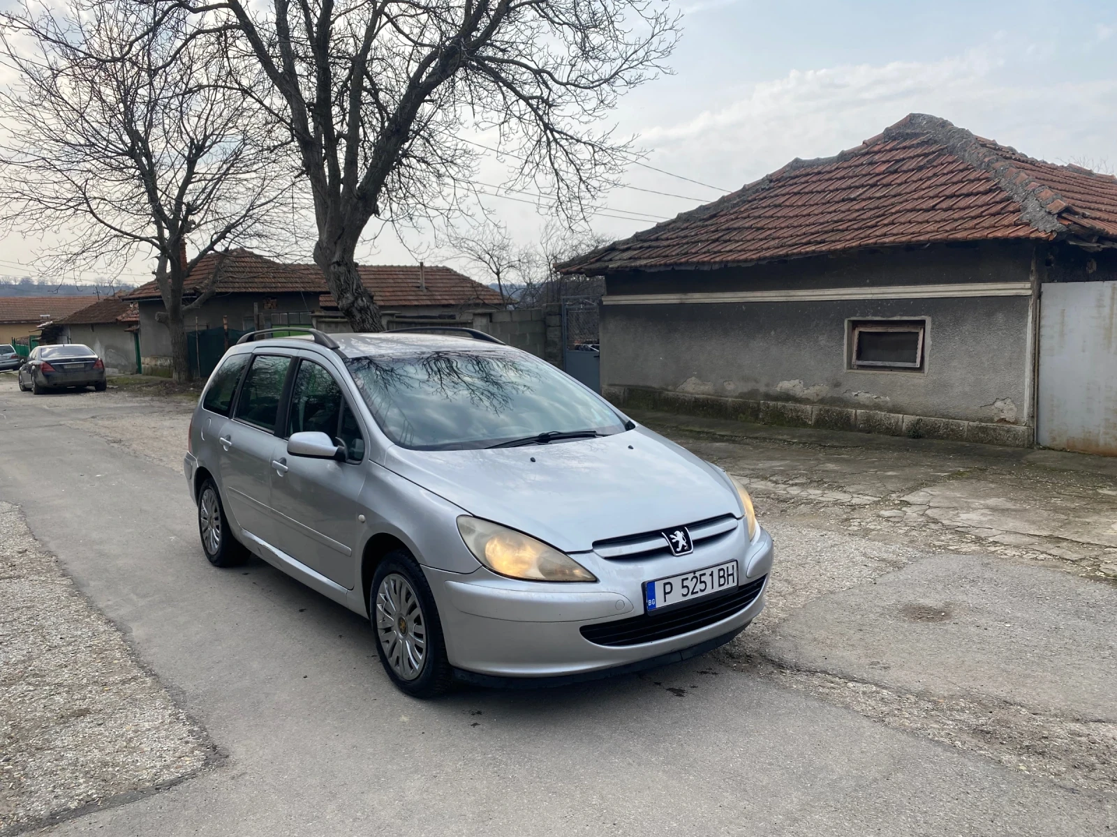 Peugeot 307 2.0 HDI - изображение 2