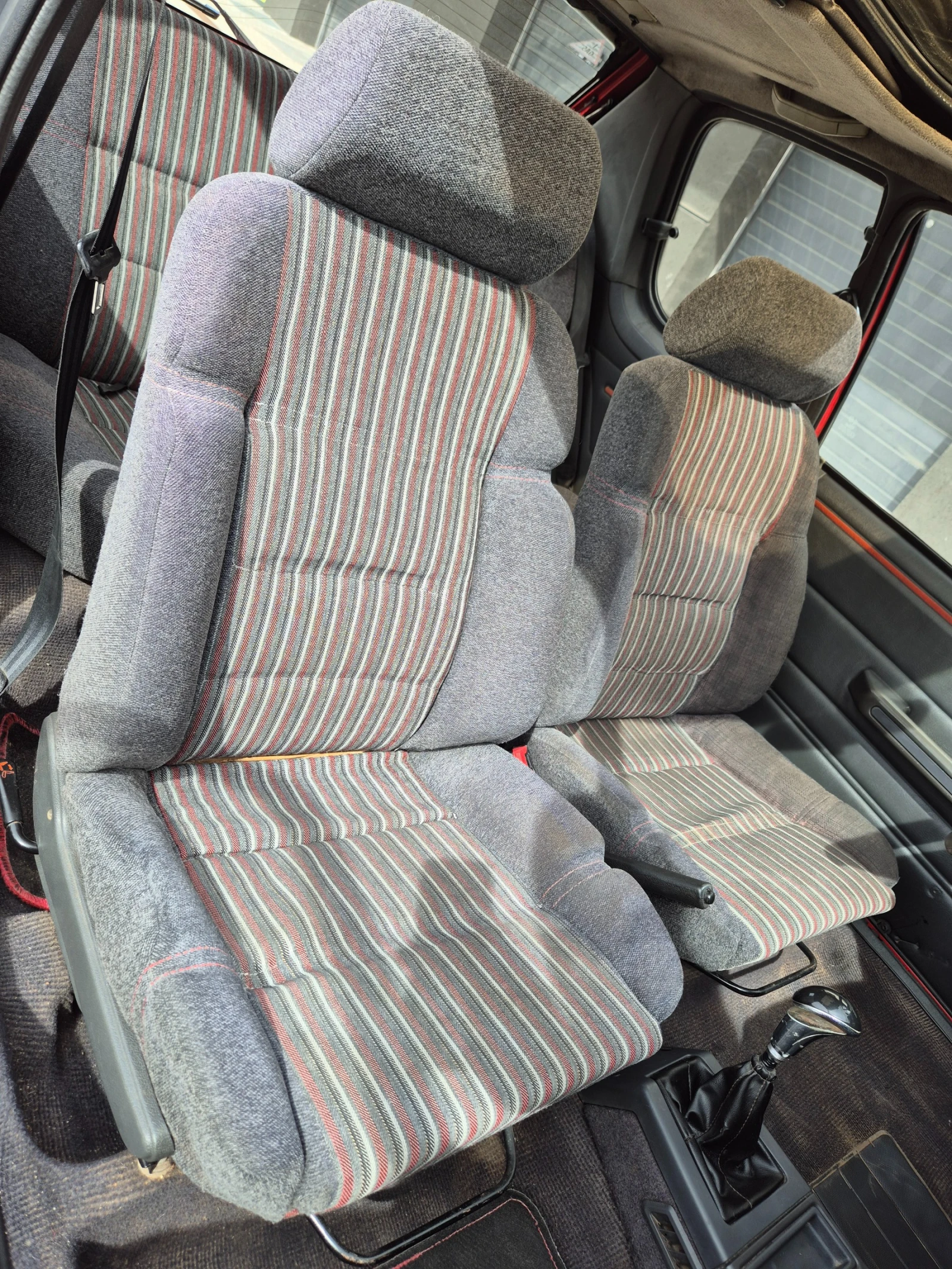 Peugeot 205 1.4 XS ГАЗ, снимка 11 - Автомобили и джипове - 53782114