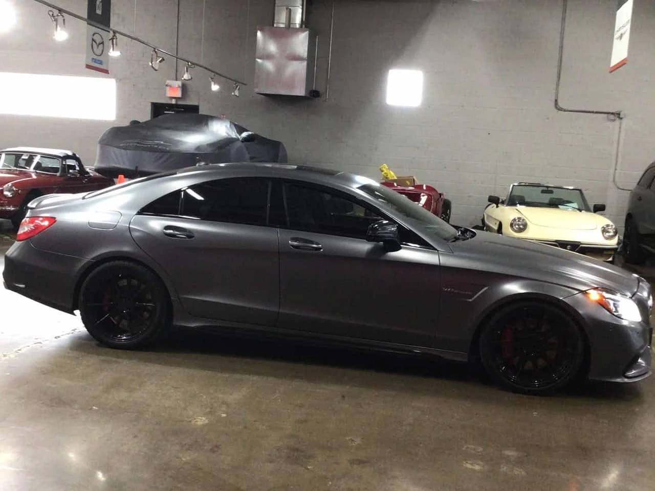 Mercedes-Benz CLS 63 AMG S  CARFAX | Mobile.bg � ����������� 4