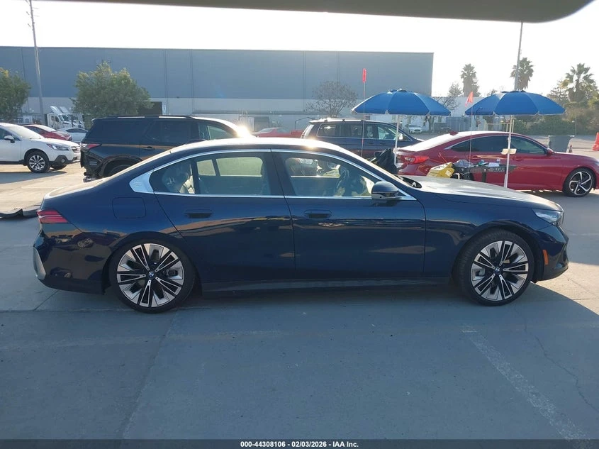 BMW i5 eDrive40 Sedan * ������ ���� �� ��*  | Mobile.bg � ����������� 13