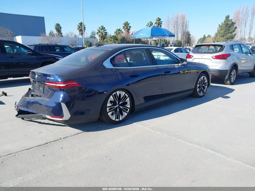 BMW i5 eDrive40 Sedan * ������ ���� �� ��*  | Mobile.bg � ����������� 4