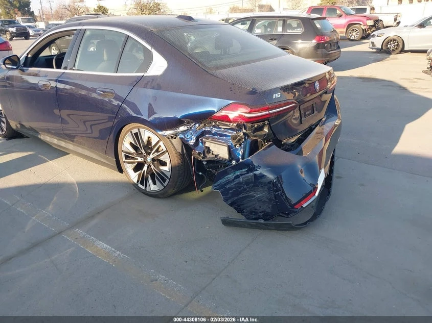 BMW i5 eDrive40 Sedan * ������ ���� �� ��*  | Mobile.bg � ����������� 6