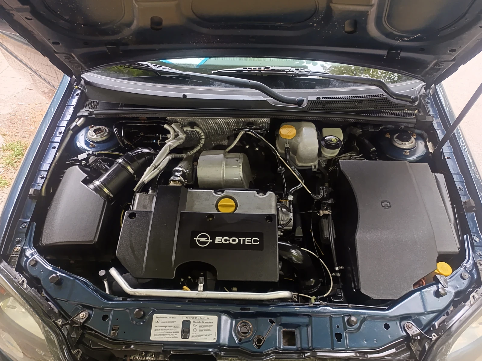 Opel Vectra 2.2 GTS, снимка 16 - Автомобили и джипове - 54485766