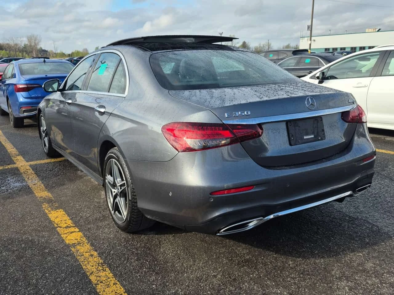 Mercedes-Benz E 350 AMG Line * Без инциденти * CARFAX * , снимка 4 - Автомобили и джипове - 54592852