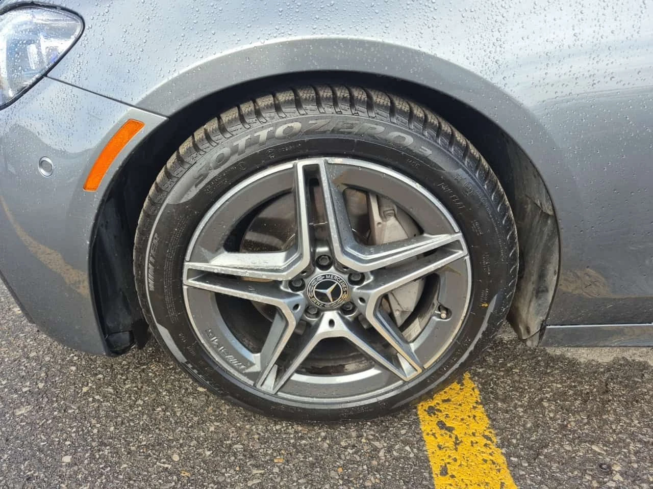 Mercedes-Benz E 350 AMG Line * Без инциденти * CARFAX * , снимка 15 - Автомобили и джипове - 54592852