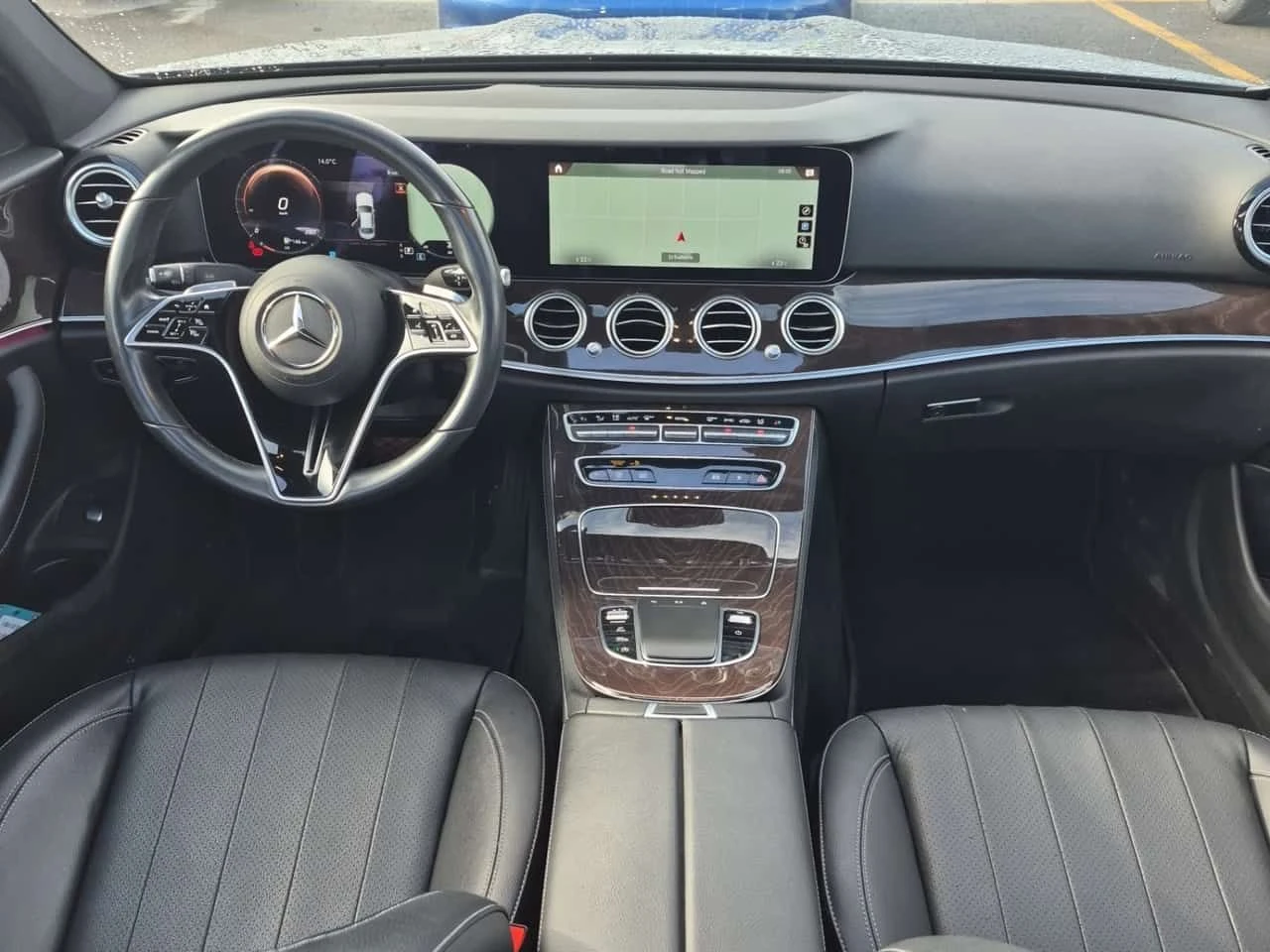 Mercedes-Benz E 350 AMG Line * Без инциденти * CARFAX * , снимка 5 - Автомобили и джипове - 54592852